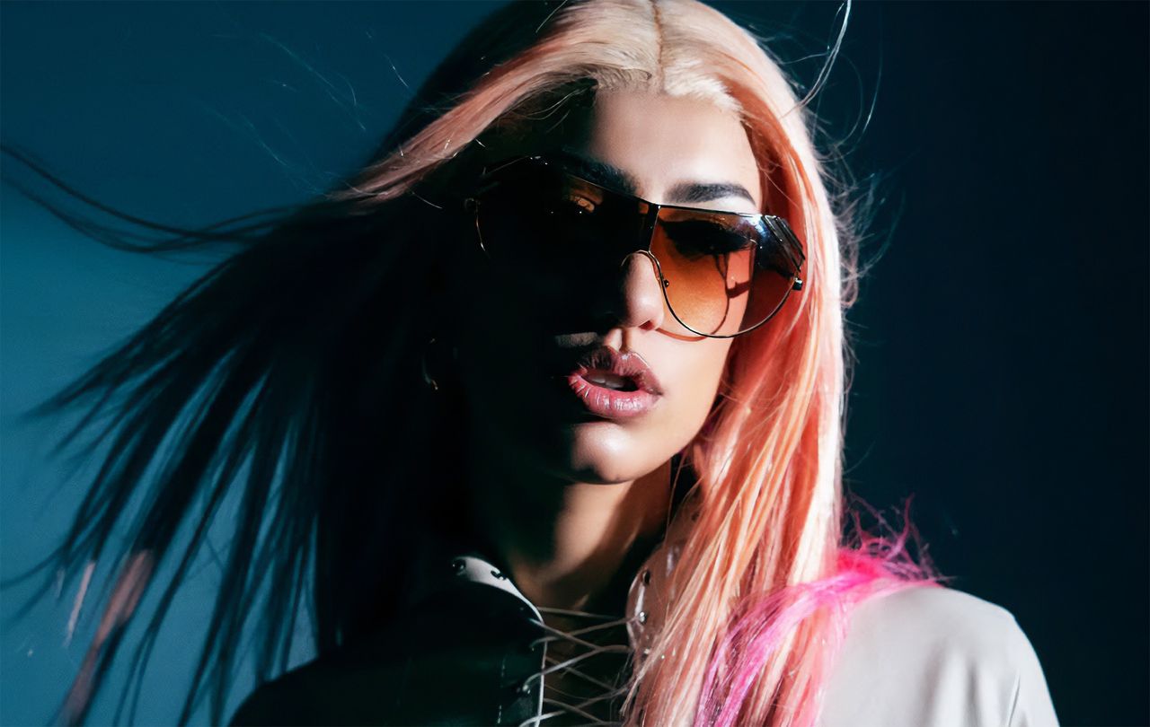 Albany - “Gafas Versace”