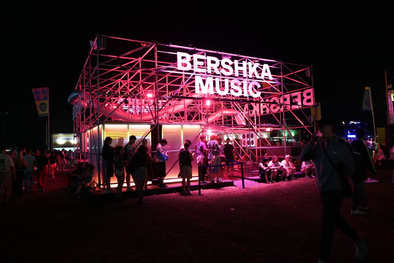 BERSHKA MUSIC x DICE