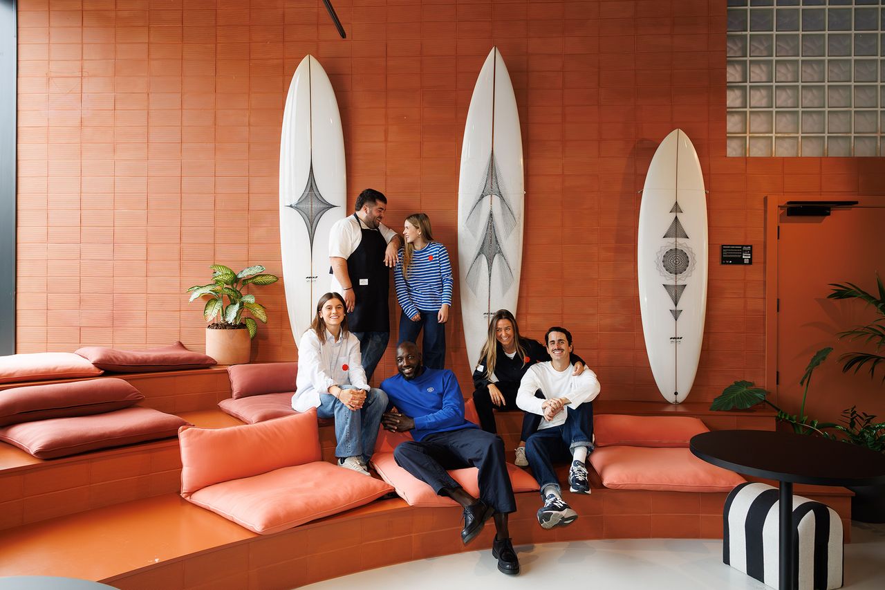 The Social Hub x Loreak Mendian