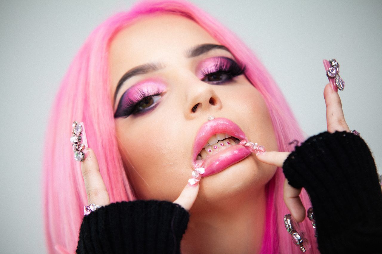 Pinkpinkdust Acero.jpg