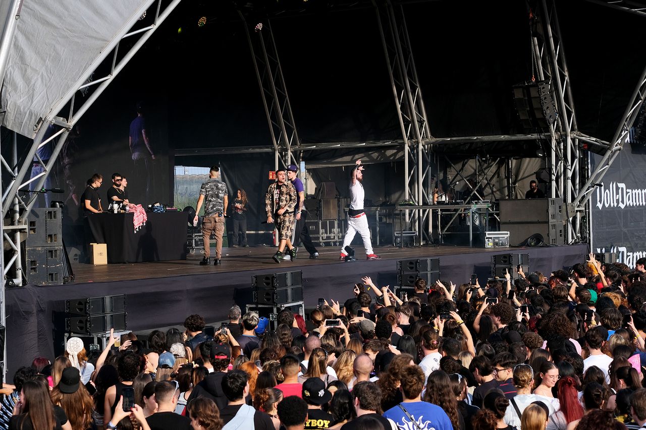 FSTVL-B-25_3.jpg