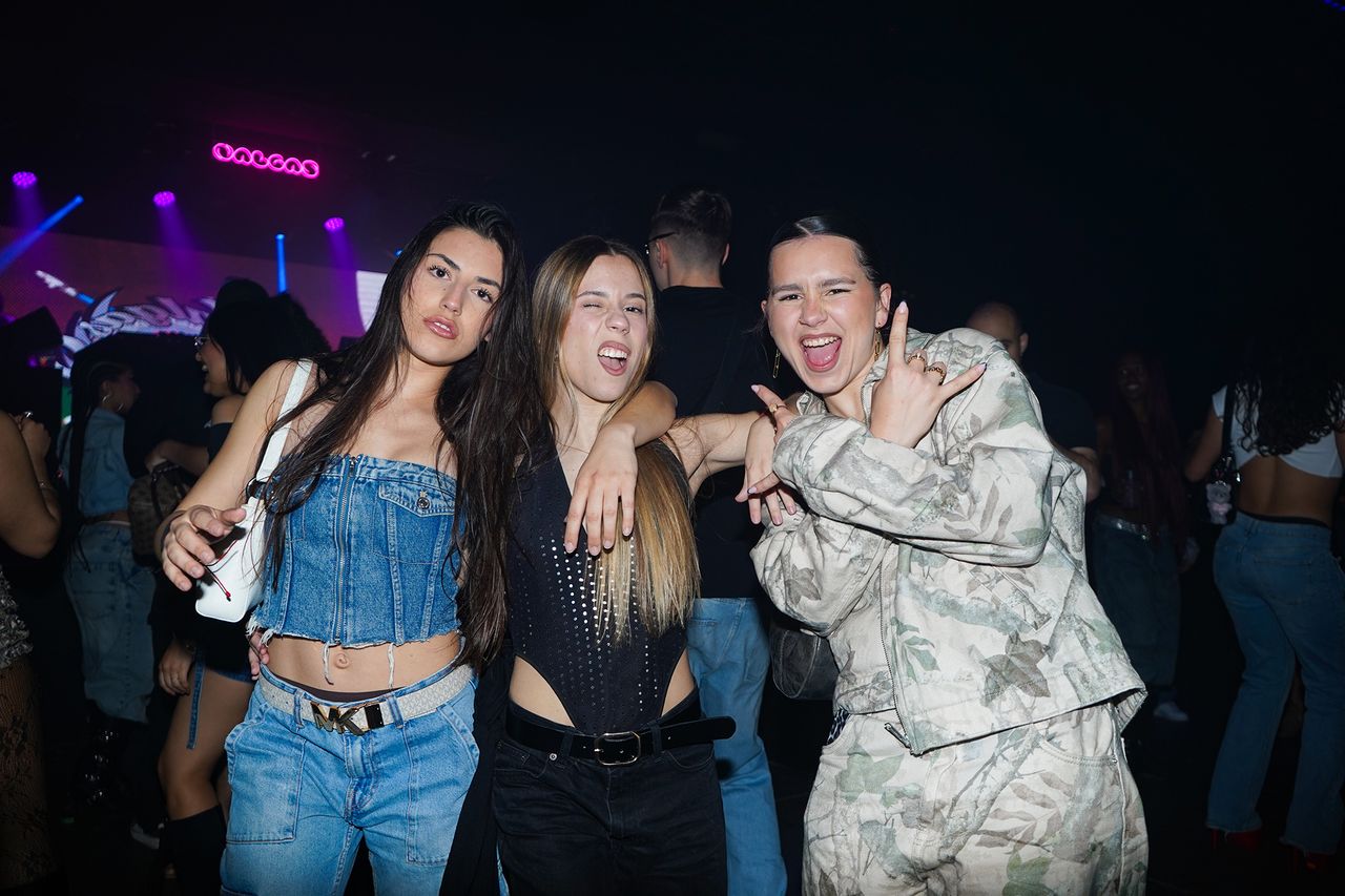 NALGAS-DICE-BERSHKA-ACERO-9.jpg