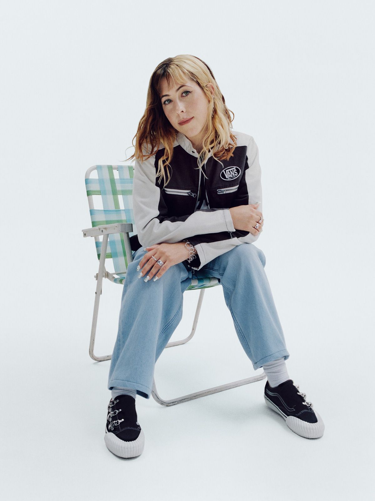 FA25_LS_OSNF_Karina_79908_GAH_Vans_45240010_v4_QC_SW300.jpg