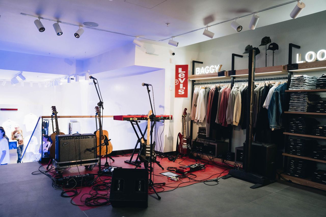 Levis_Grunge-Prep_1.jpg