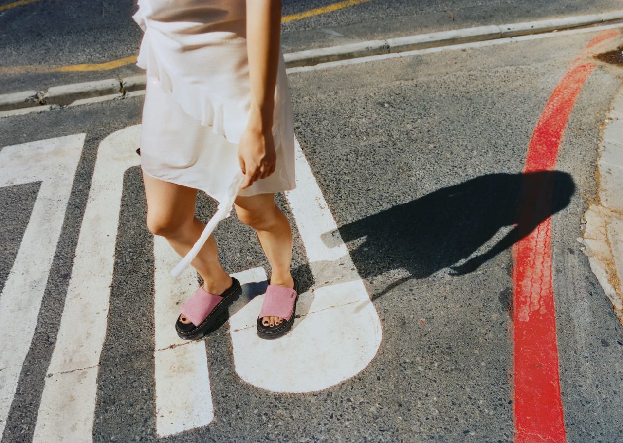 acero-dr-martens-edit-02.webp