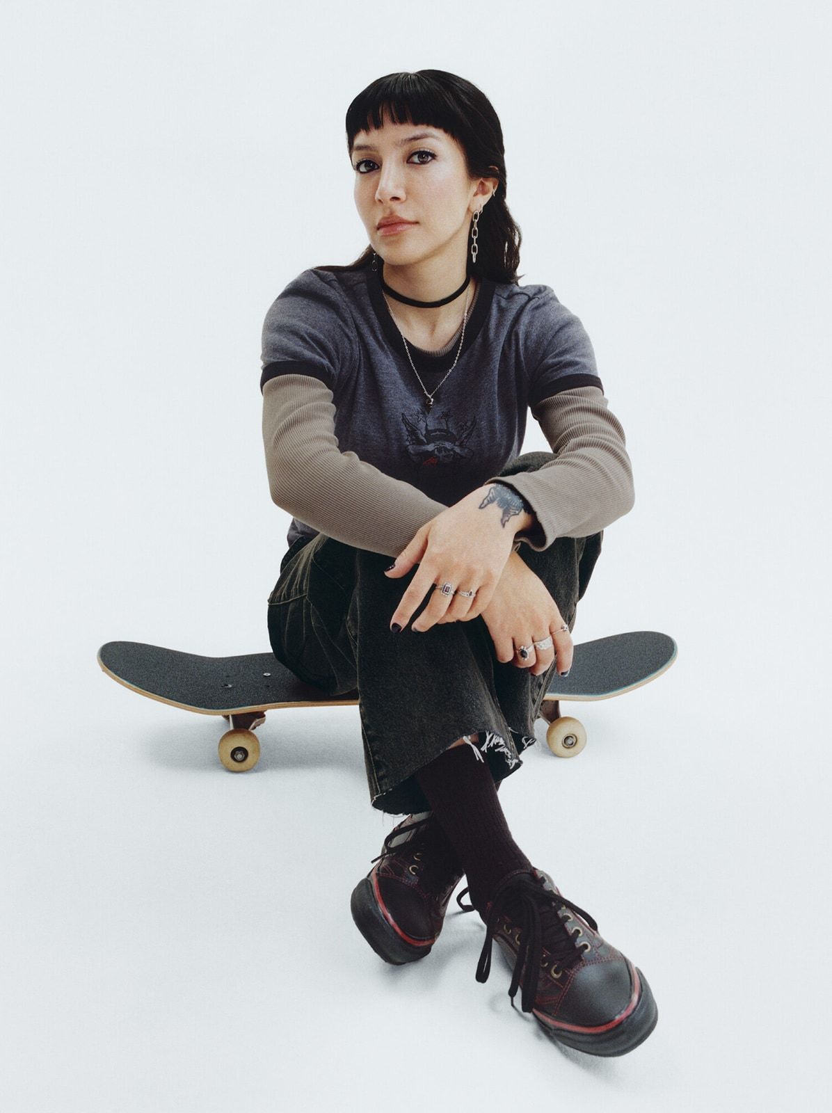 FA25_LS_OSNF_Tania_79908_GAH_VANS_45100007_v4_QC_SW300 2.jpg