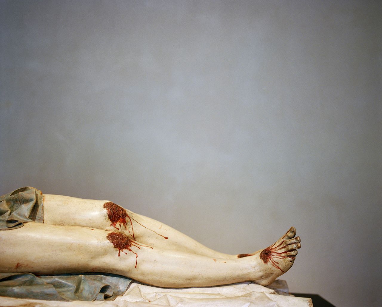 Lúa-Ribeira.-Untitled,-from-the-series-“Agony-in-the-Garden”,-2021-2023,-courtesy-of-the-artist-©-Lúa-Ribeira05.jpg