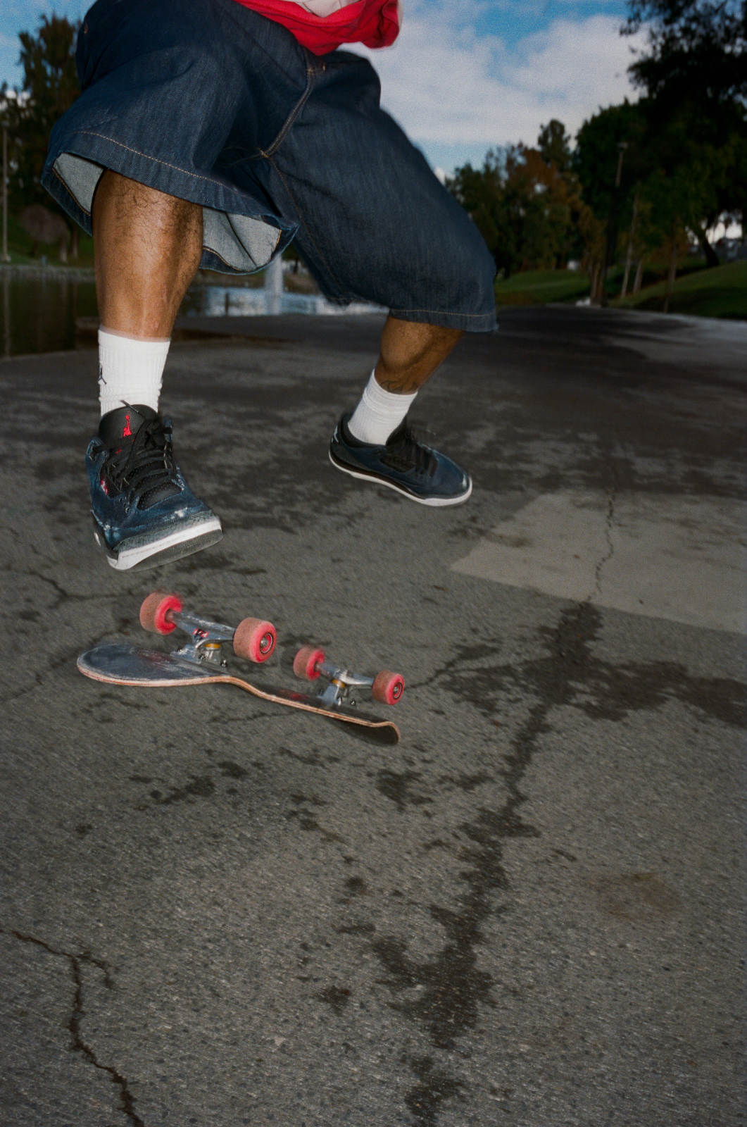 SP26_Energy_LevisCollab_Footwear_On-Body_JVelez_0008.jpg