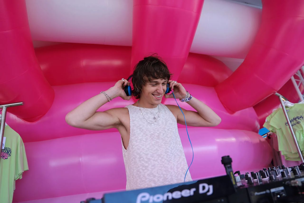 PullandBear-PrimaveraSound_7.webp