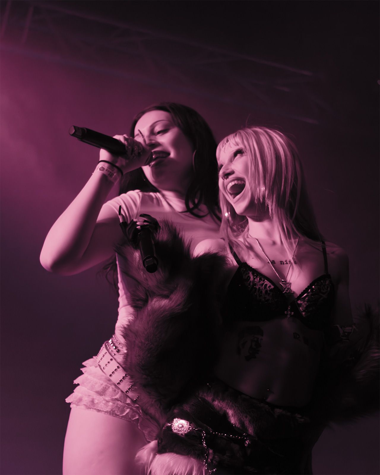 Metrika-en-la-2-de-Razzmatazz_4.jpg