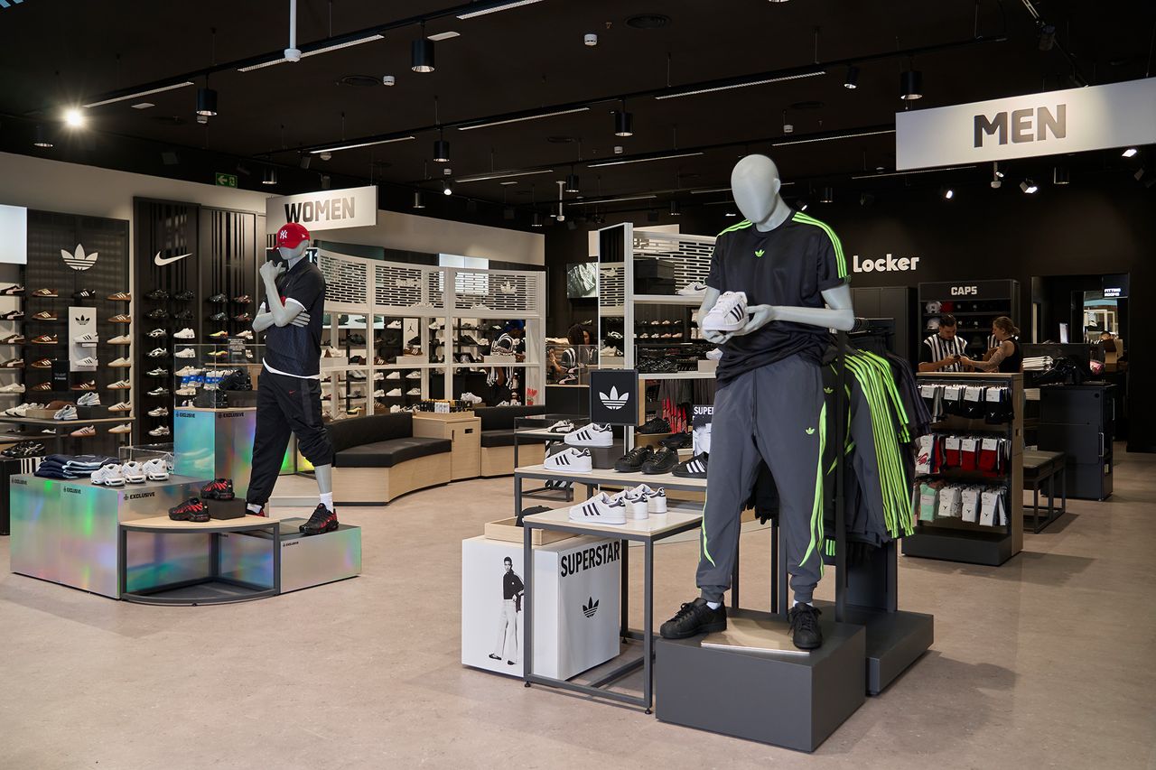 FootLocker-Barcelona-Diagonal-Mar-4.jpg