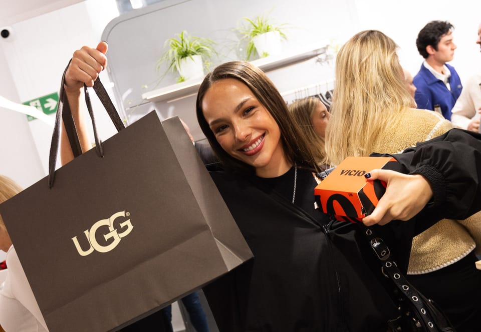 UGG