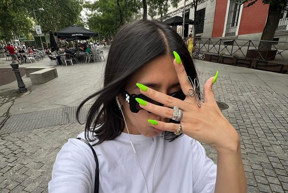 Tres cuentas de moda en TikTok para bichear este septiembre