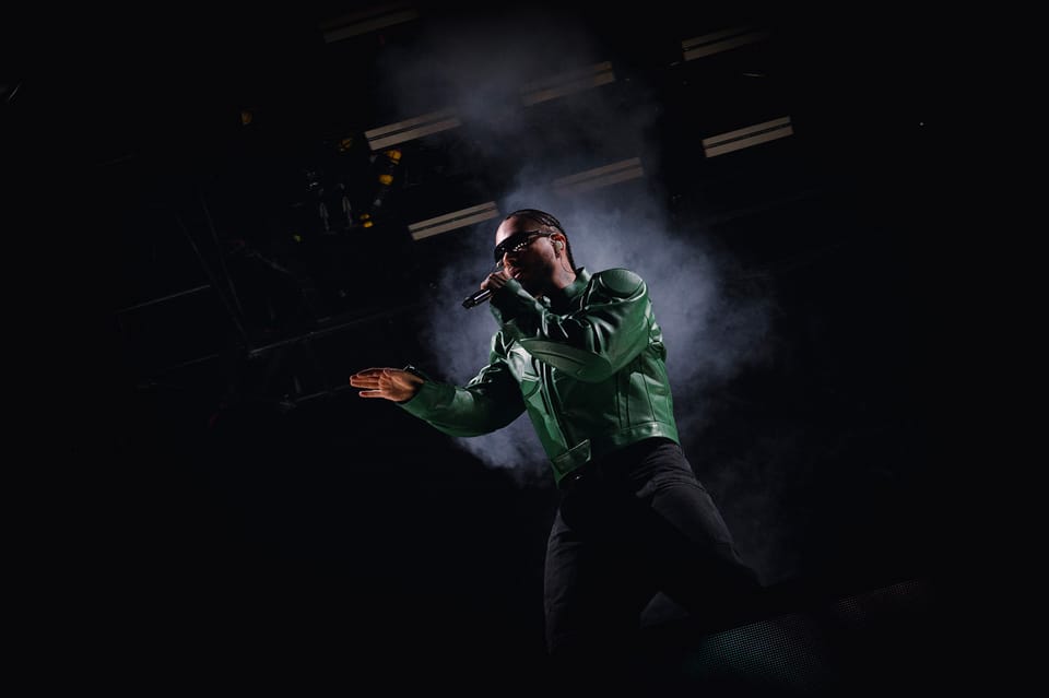 J Balvin en su tour por Madrid