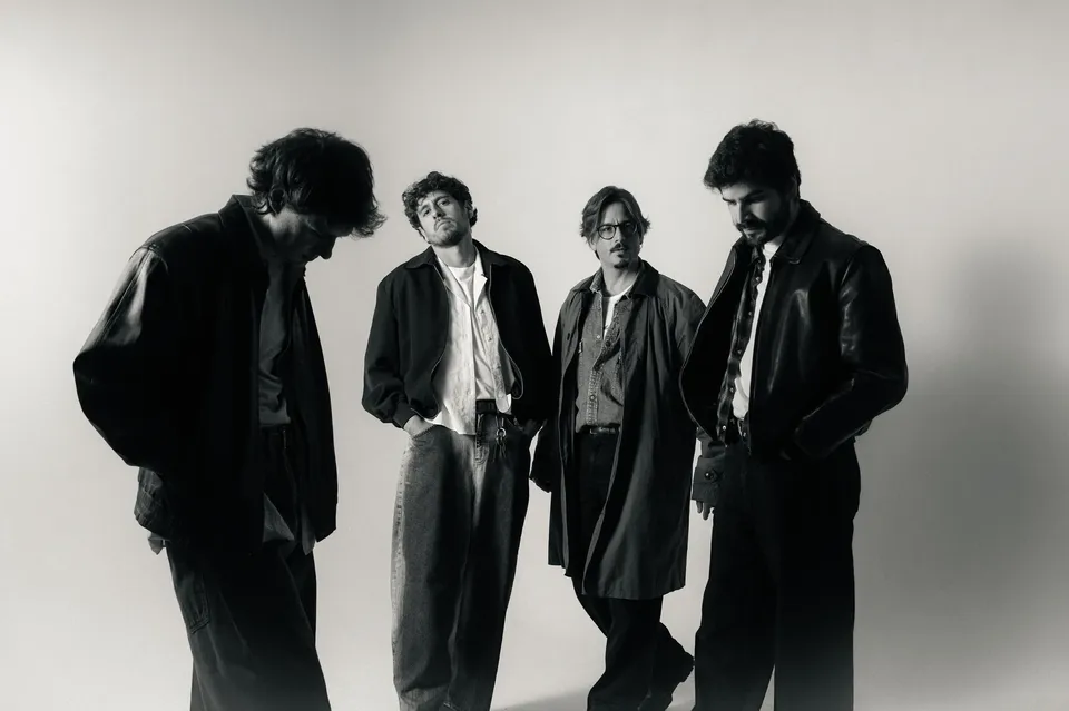 Hologramma – “Prometo estar bien”