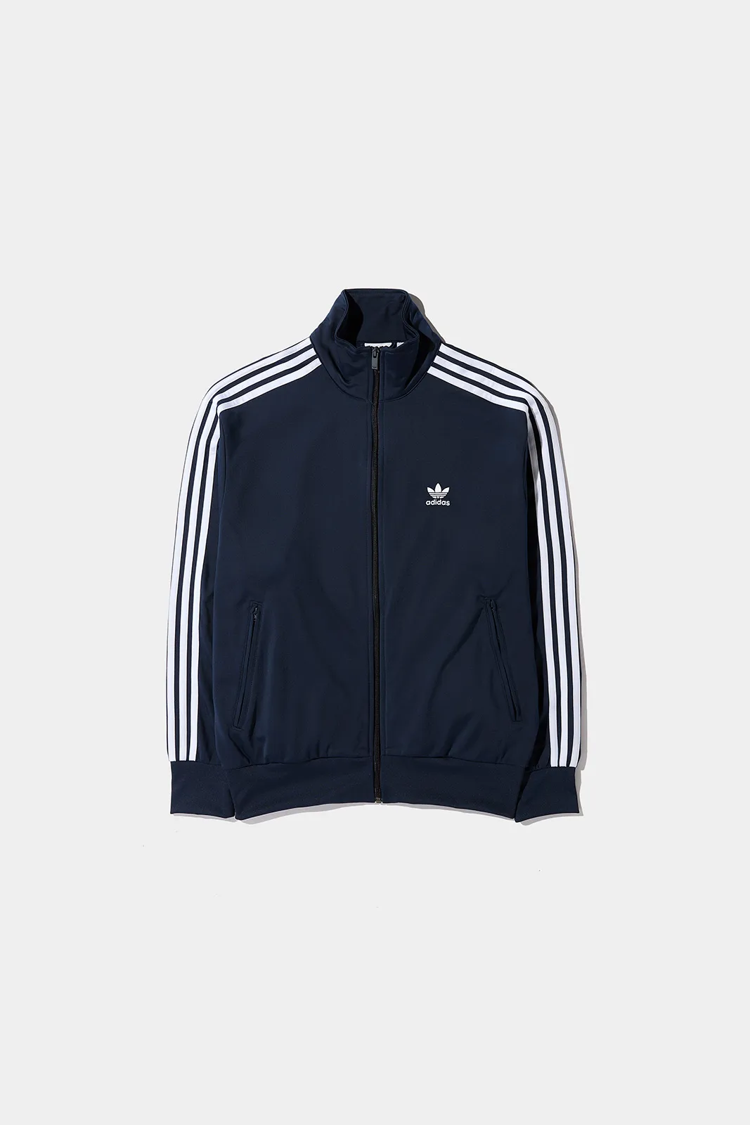 OMAR_O01_IP0418_ADIDAS