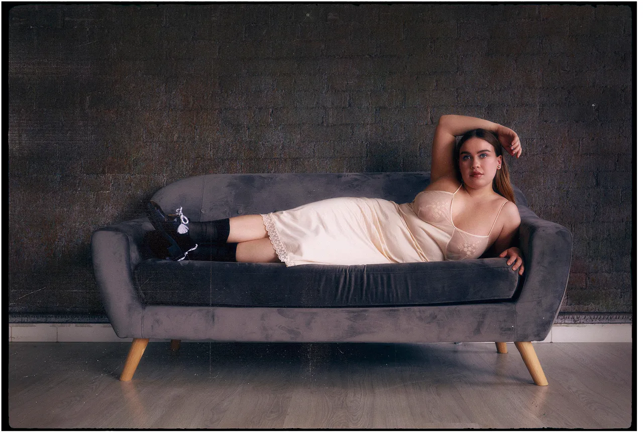 Clara Sans Metalmagazine 6