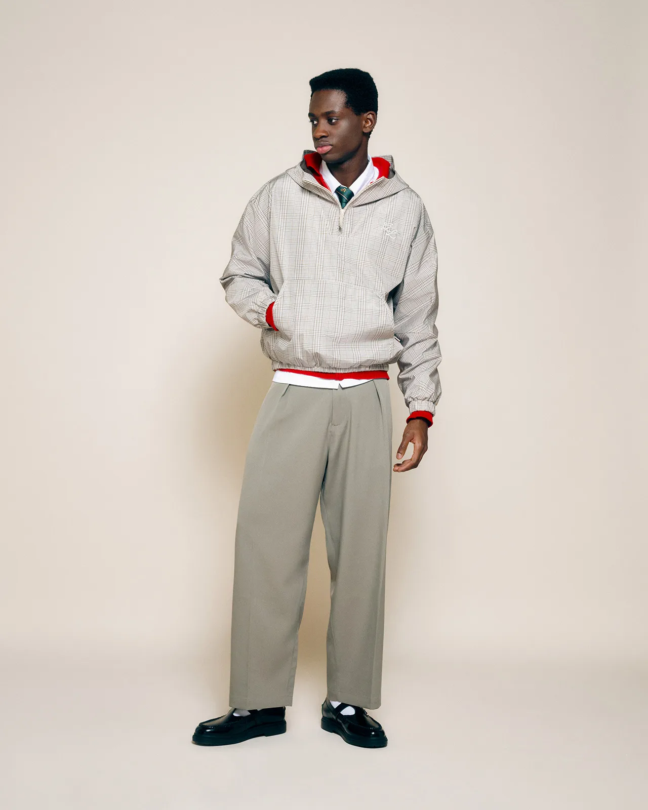 JR-Bershka_SS_2025_RetroSport_4-5_1080x1350px7.jpg