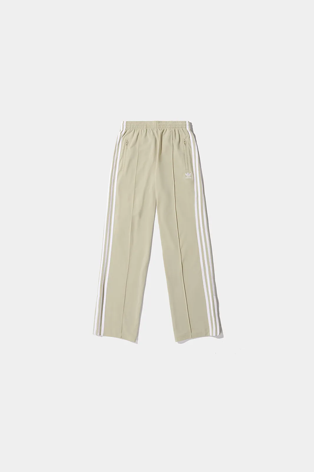 ANA_MENA_O02_721803_ADIDAS