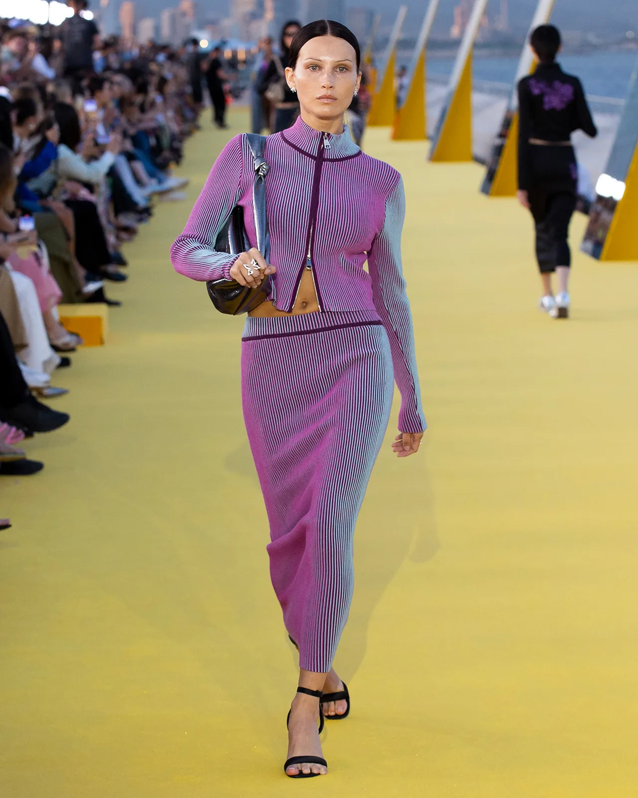 desigual-desfile-metal-30