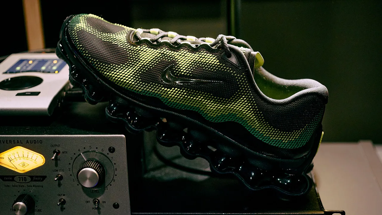 ACERO-footdistrict-nike-air-liquid-max-1111-6