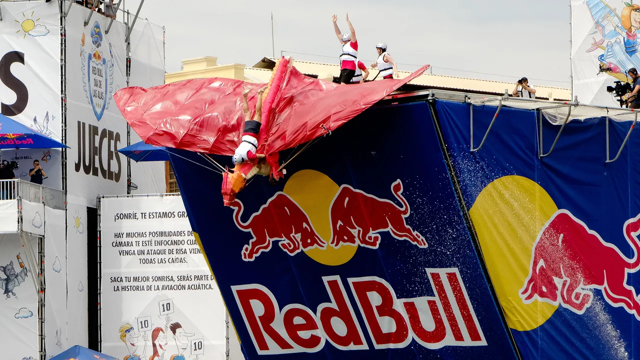 redbull-dia-de-las-alas-acero-3