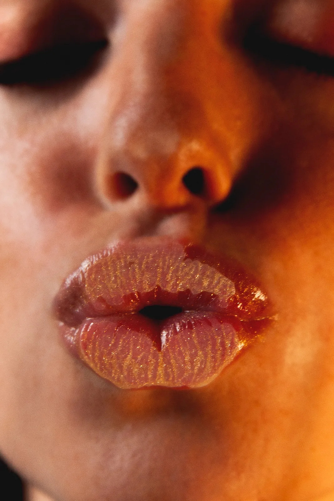 Facegloss_3.jpg