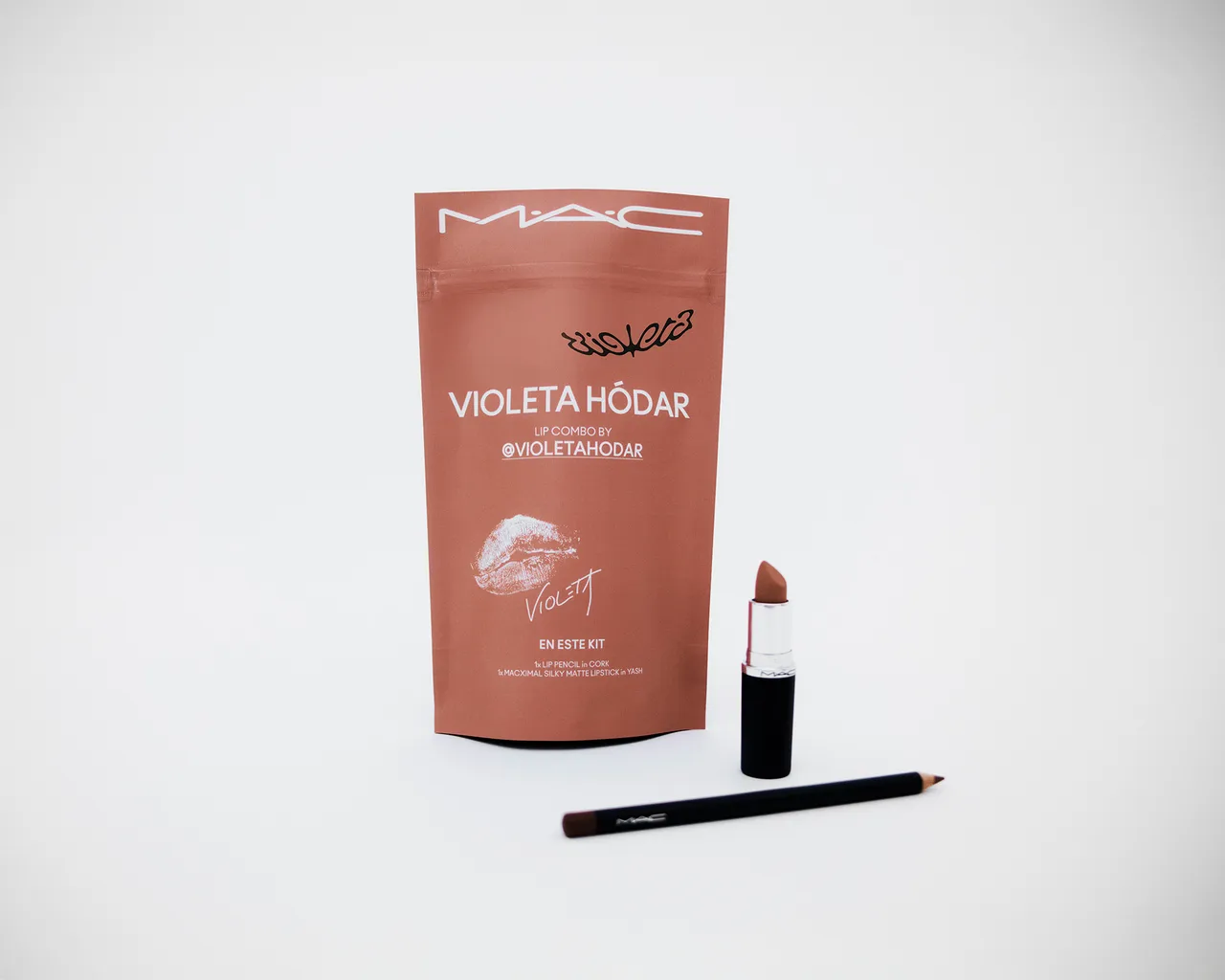 MAC-Cosmetics_Violeta-Hodar_2.jpg
