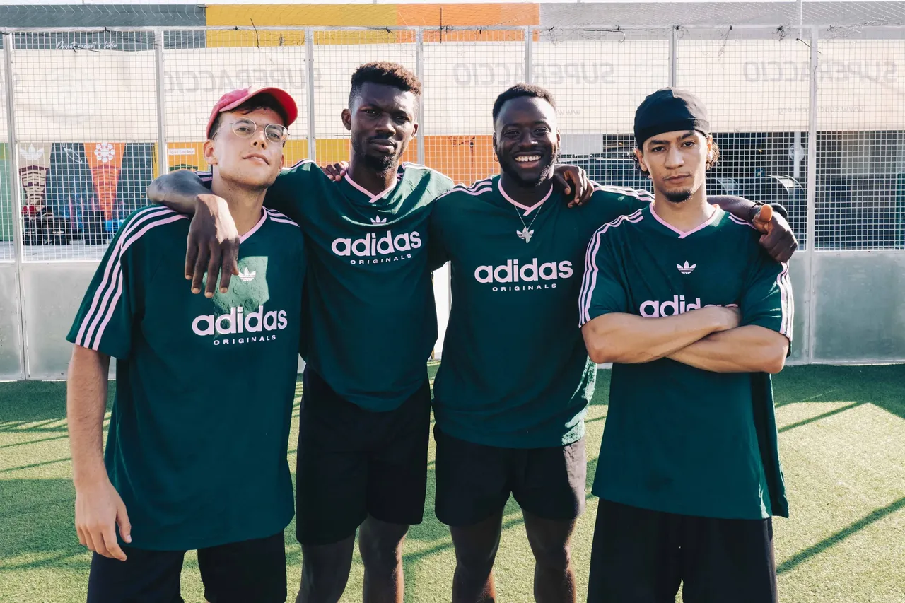 acero-foot-locker-edit-12