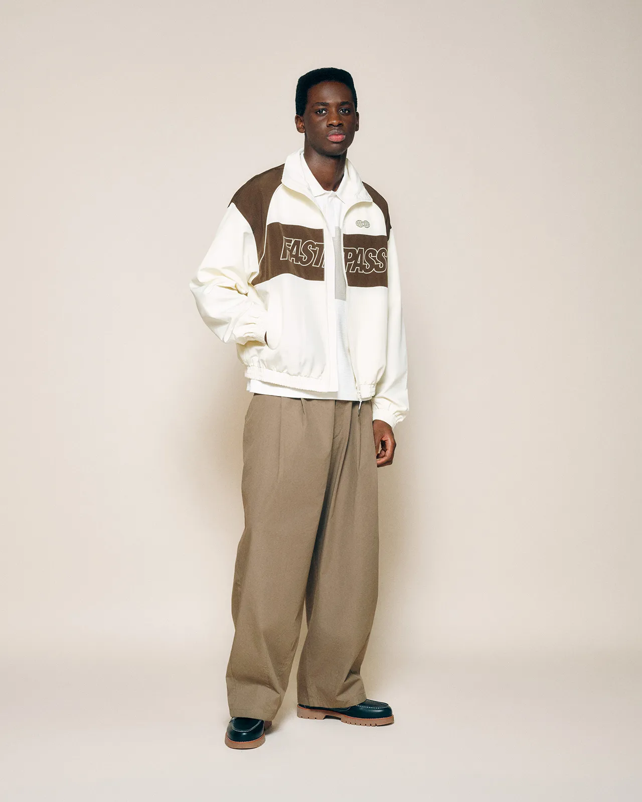 JR-Bershka_SS_2025_RetroSport_4-5_1080x1350px.jpg