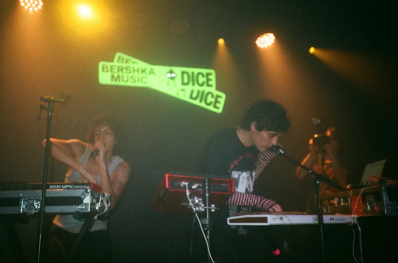 acero-grls-edit-1-09