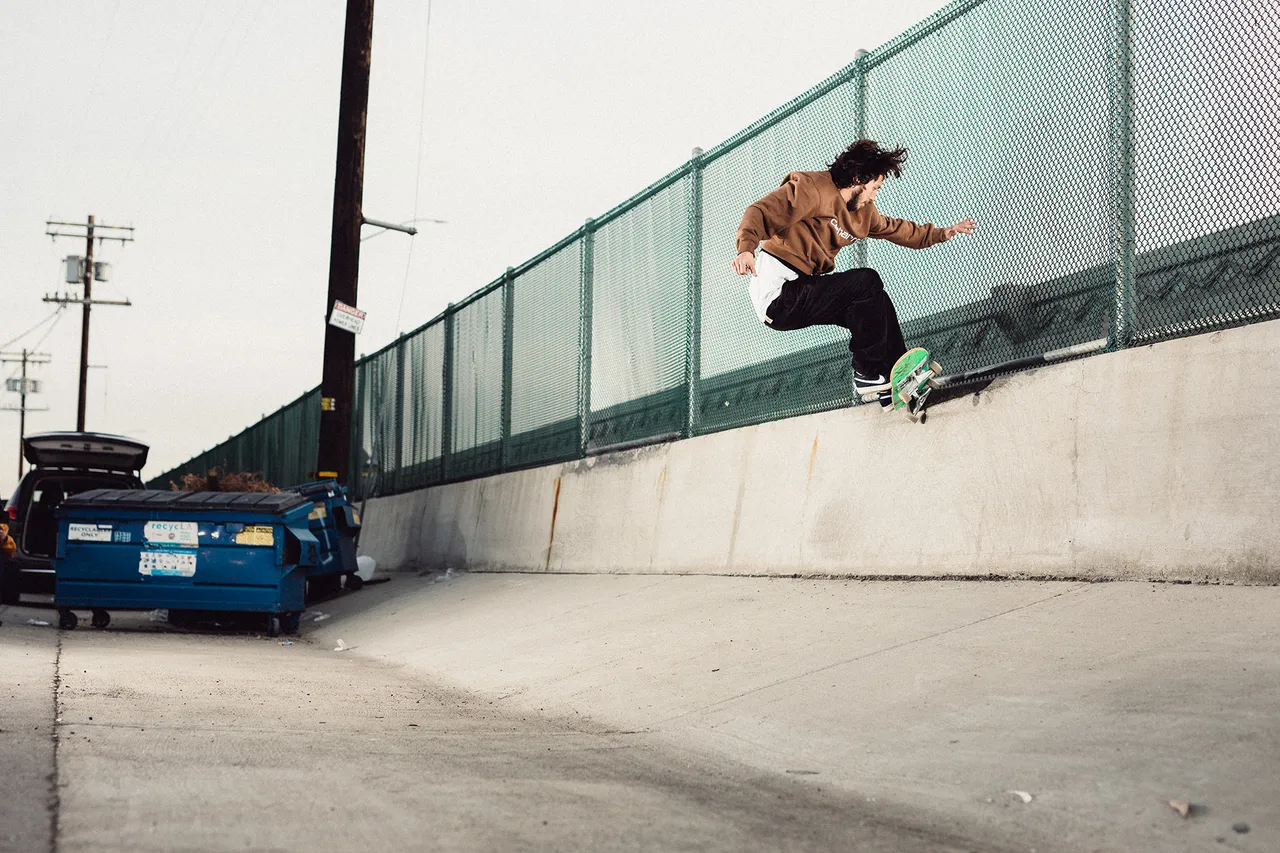 tanner-burzinski---switch-fs-crooked-(2)